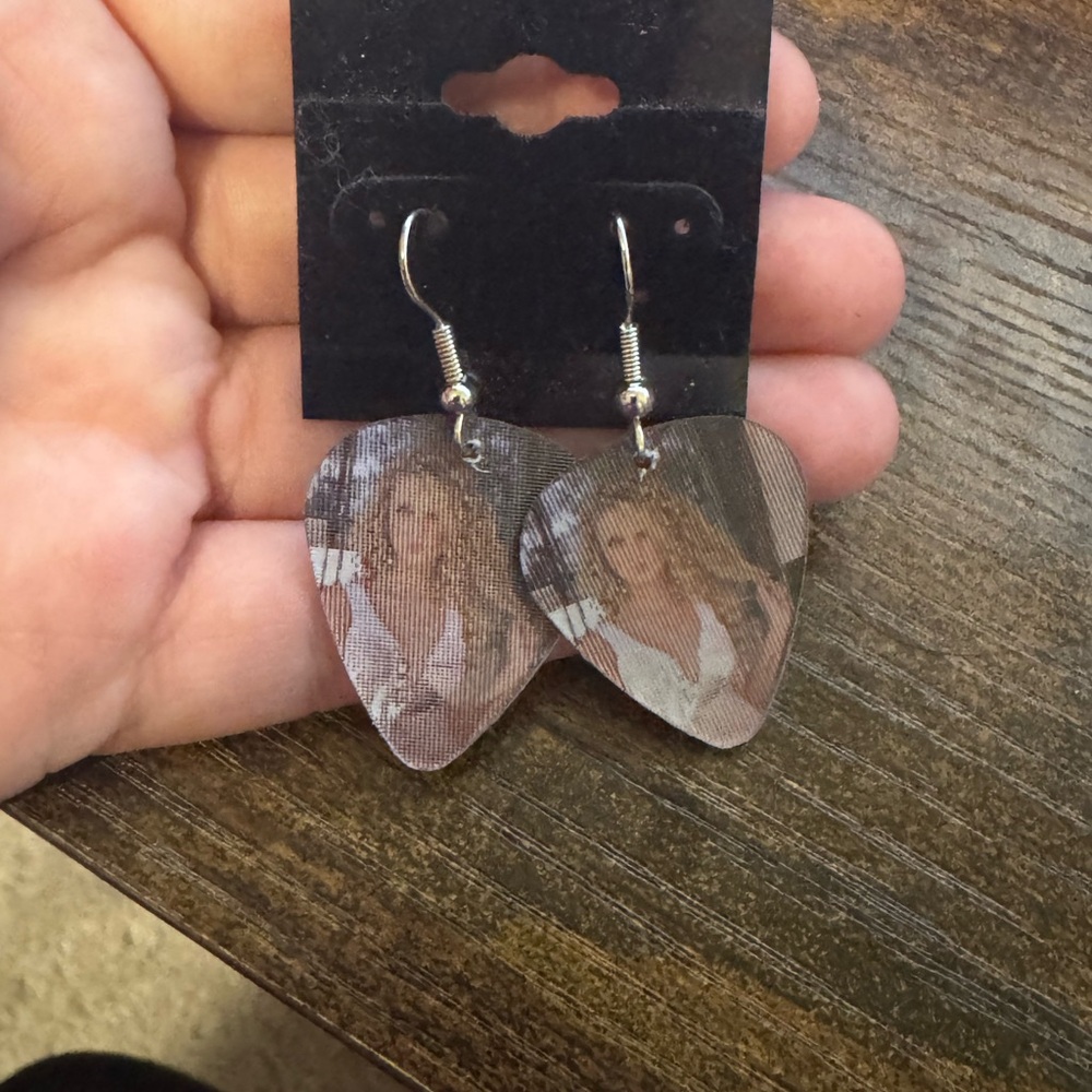 Taylor Swift Debut Lenticular Earring and Necklace Set